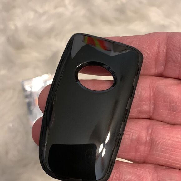 Lexus key fob with three key attached circle connectors for home/office keys. - Picture 3 of 6